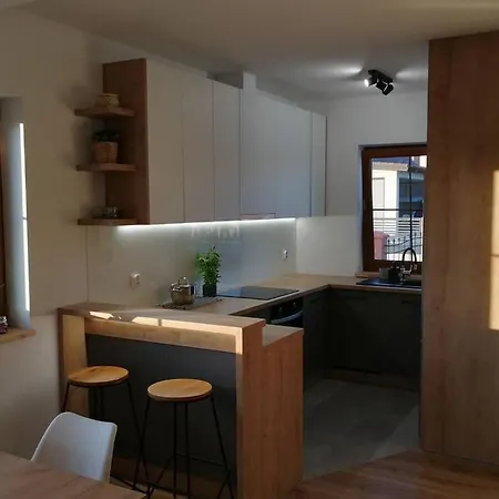 Corvus - Dom Apartamentowy וילה *